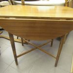 671 4638 DROP-LEAF TABLE